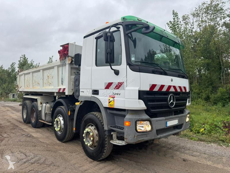 Camion Mercedes 3241