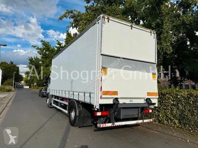 Kamion Renault 280...
