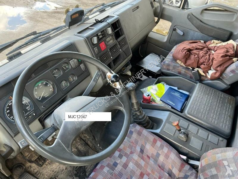 Vrachtwagen Iveco 120E18 - 3 HORSES - MANUAL -...