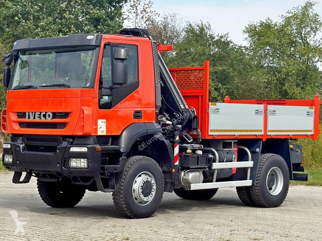 Kamion Iveco TRAKKER 190T36 * HIAB 111 ES-2...