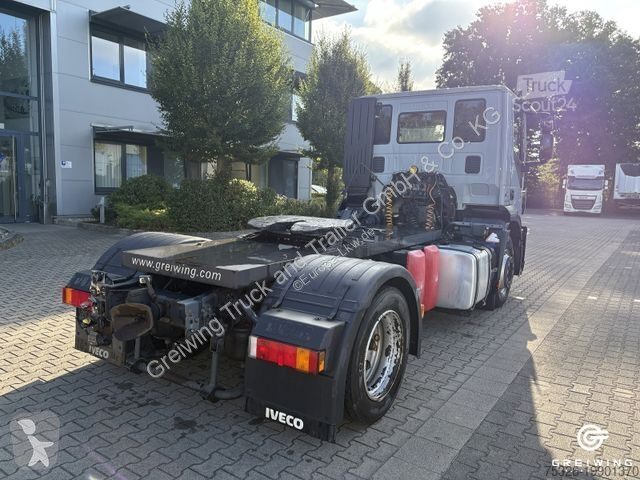Camião Iveco AD 440 S 33 T/P