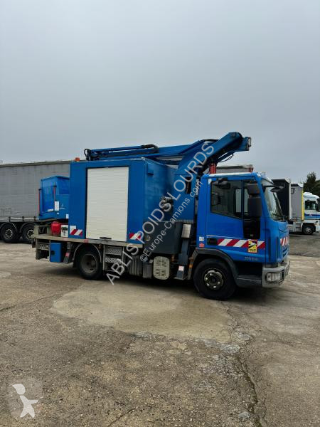 Camion Iveco 100E19