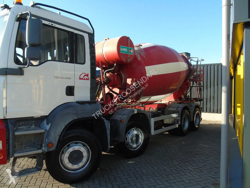 Kamion MAN 41.440 + 8x4 + manual + spring