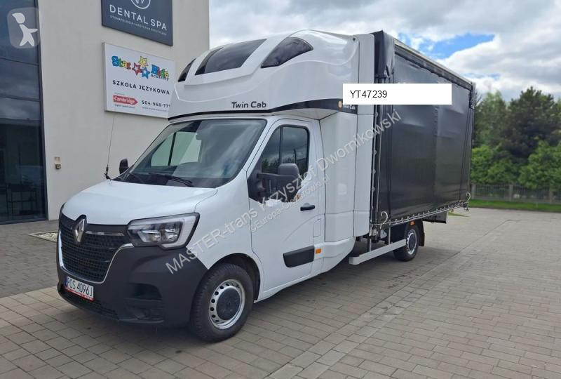 عربة نفعية Renault