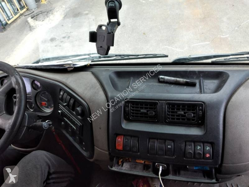 Camión DAF 210