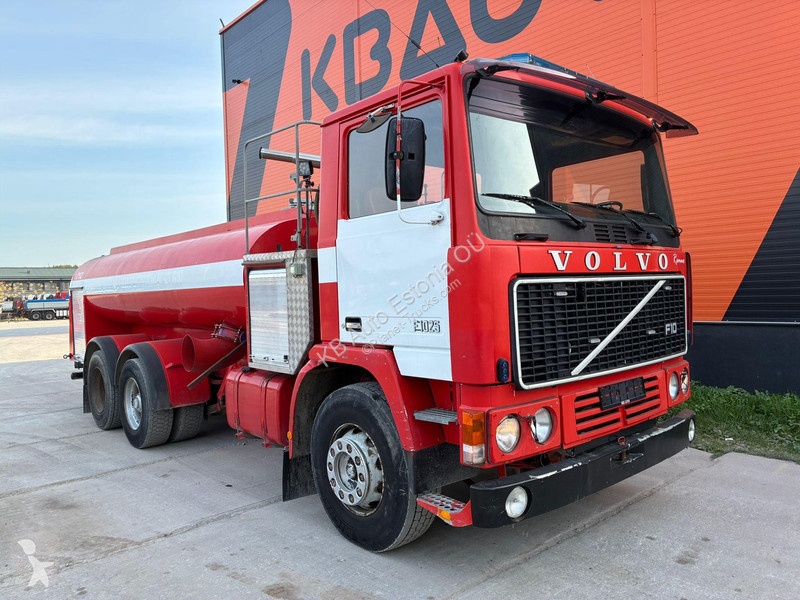 شاحنة Volvo F 10 6x2 Ruberg / 2700 l/min /...