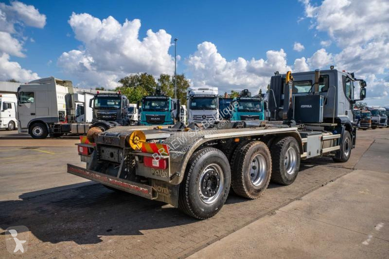 شاحنة Iveco 460
