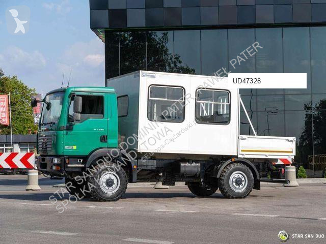شاحنة MAN TGM 13.240 4x4 BL Double Cab Camper BUS