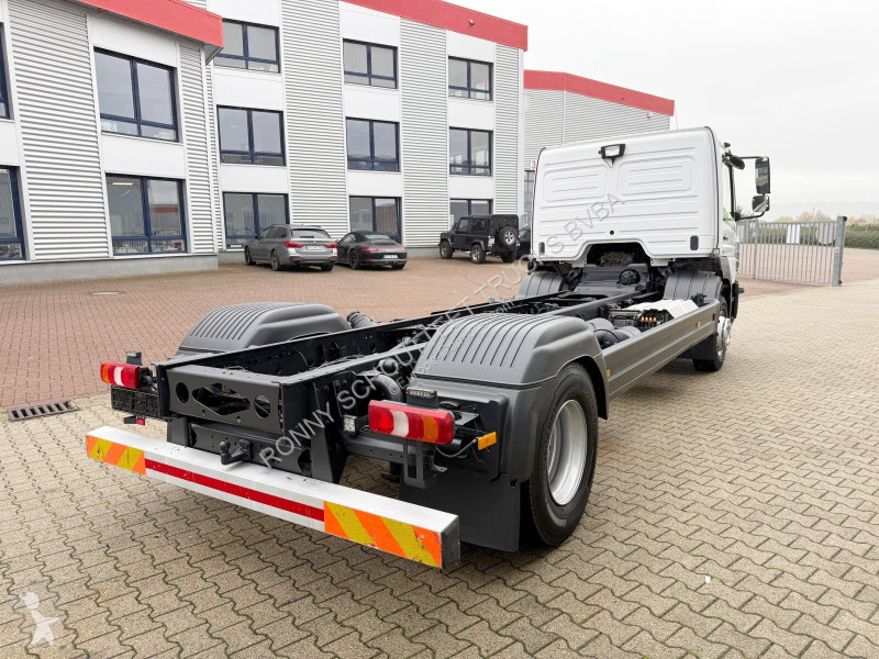 شاحنة Mercedes Atego 1627 L