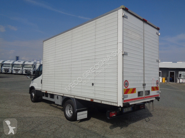 شاحنة Iveco DAILY 65C16H3.0 - 3750