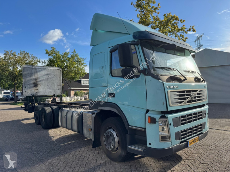 شاحنة Volvo EURO 5 EEV 6X2