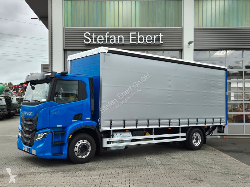 شاحنة Iveco S-Way AD190S40/P Curtainsider...
