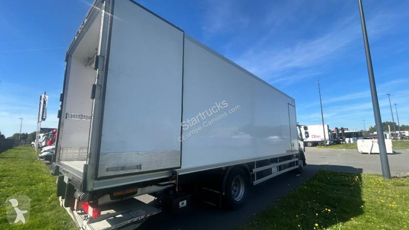 Camion frigo multi température Renault Carrier Gamme D WIDE