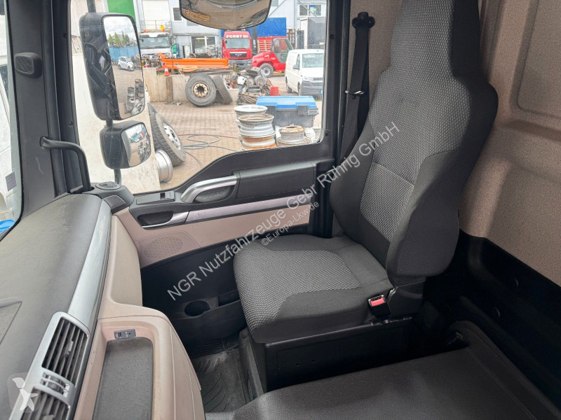 شاحنة MAN 18.290 4x2 KofferPlane | RS: 8.30m |...