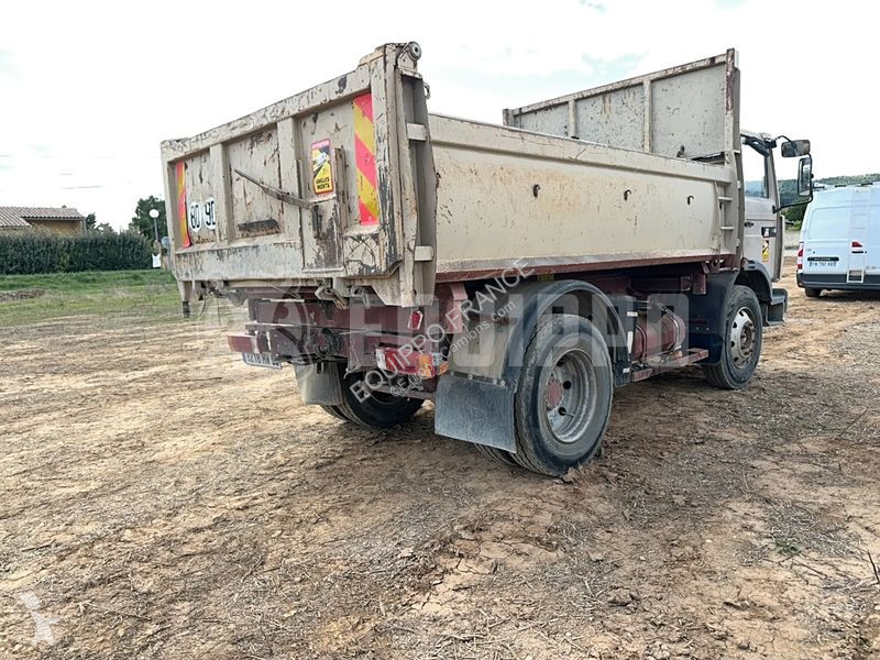 Camion Renault M180