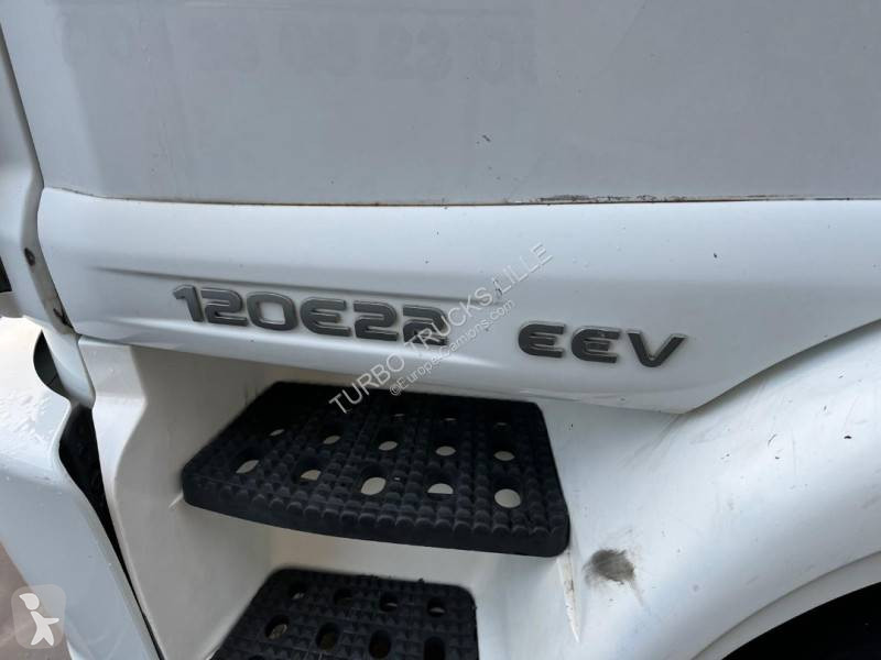شاحنة Iveco