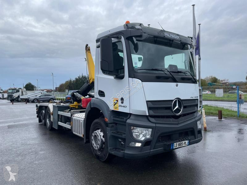 شاحنة Mercedes  ACTROS 25.40