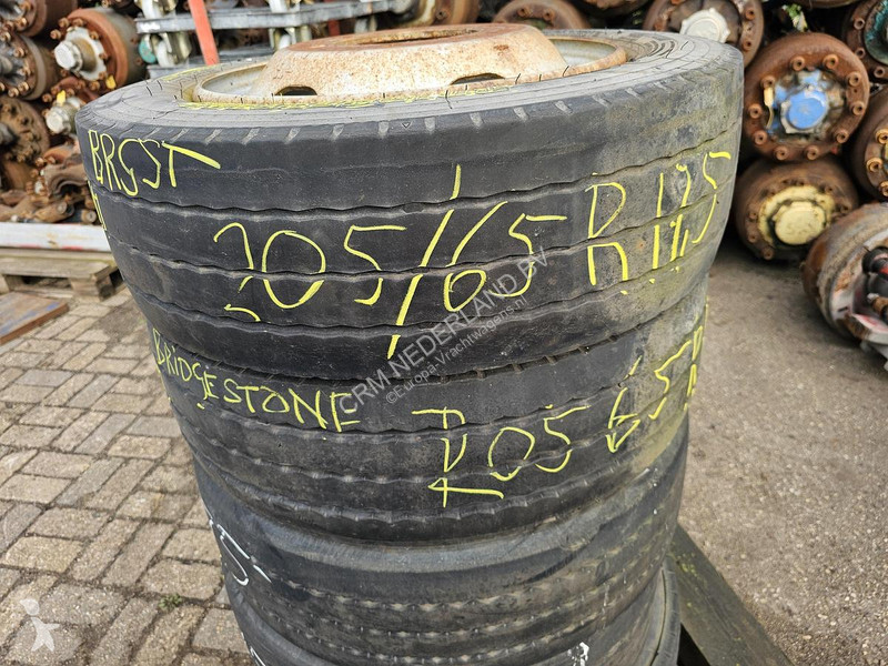 قطع غيار الآليات الثقيلة Bridgestone R 168
