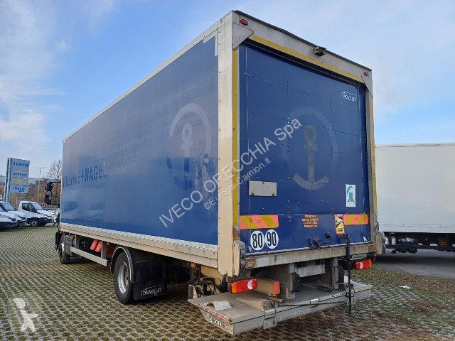 شاحنة Iveco EUROCARGO ML120E22P