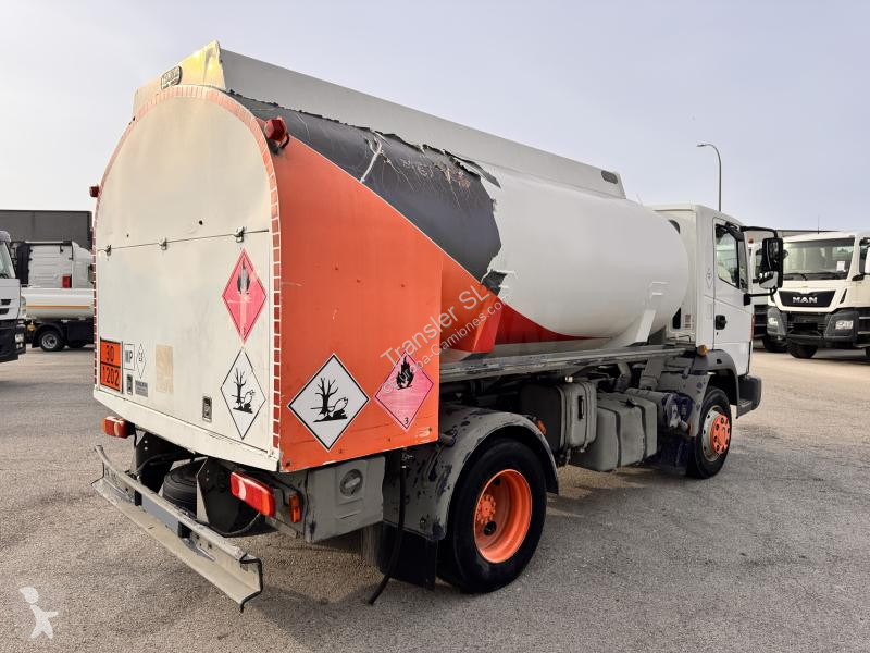 شاحنة Nissan 165
