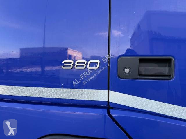 شاحنة Volvo