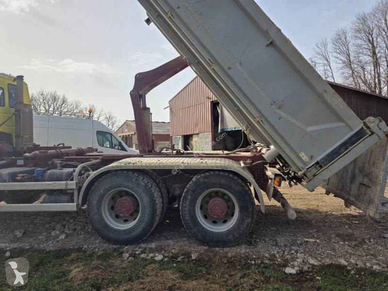 شاحنة Iveco