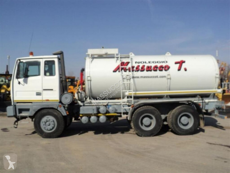 شاحنة Astra BM304