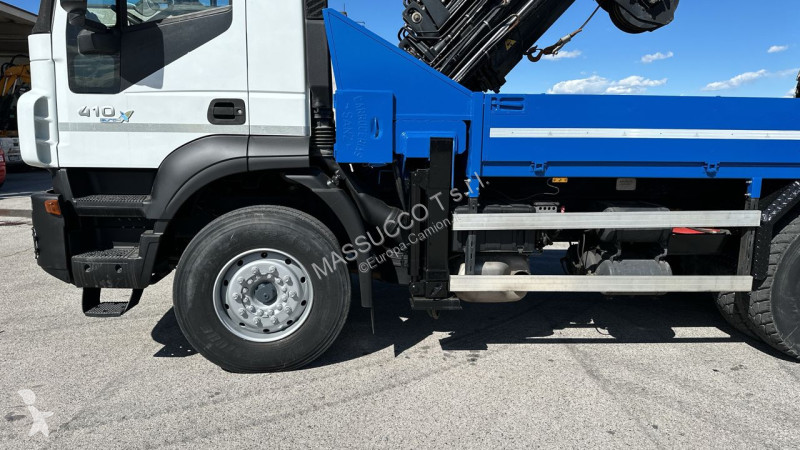 Vrachtwagen Iveco 410