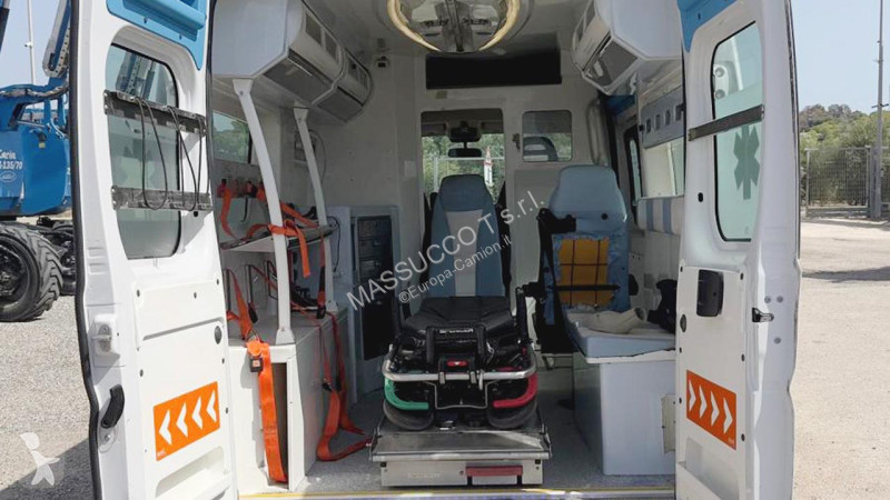 شاحنة Fiat DUCATO AMBULANZA