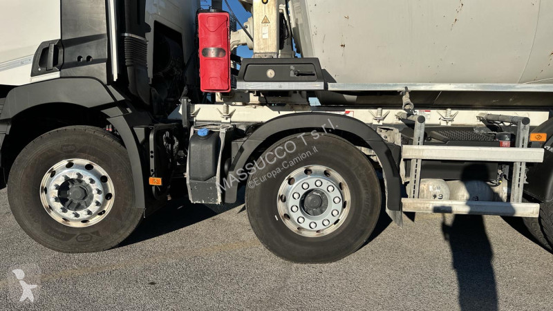 Beton Renault C430 8x4