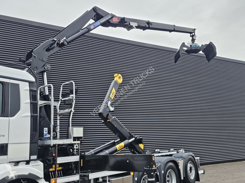 Грузовик MAN 35.470 8x4 / HMF 2243 Z KRAAN +...