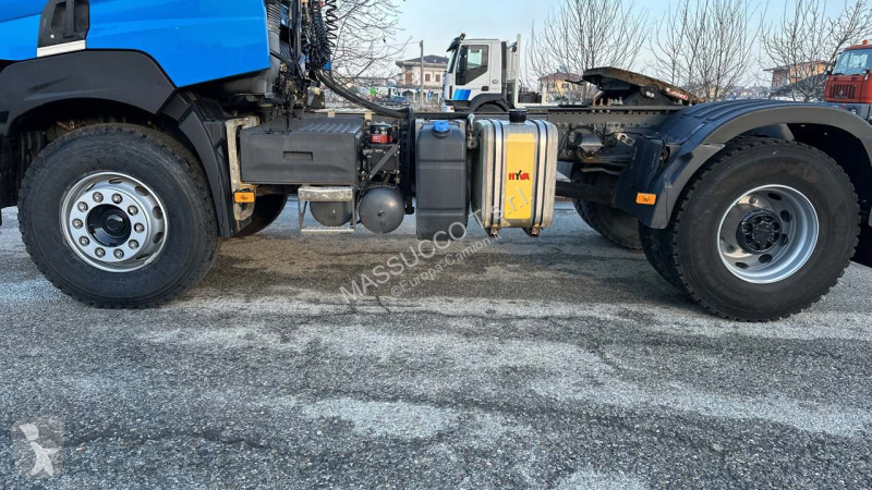 شاحنة Renault K 460 4x2