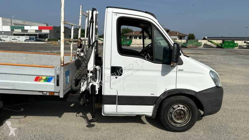 شاحنة Iveco - 29L 12