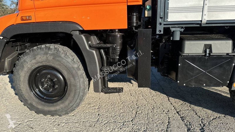 شاحنة Mercedes 405-10 4X4