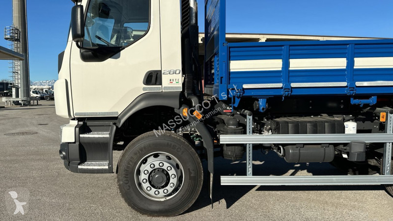 شاحنة Volvo FL280 4x4
