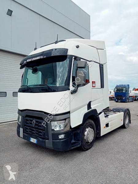 Trattore Stradale Renault