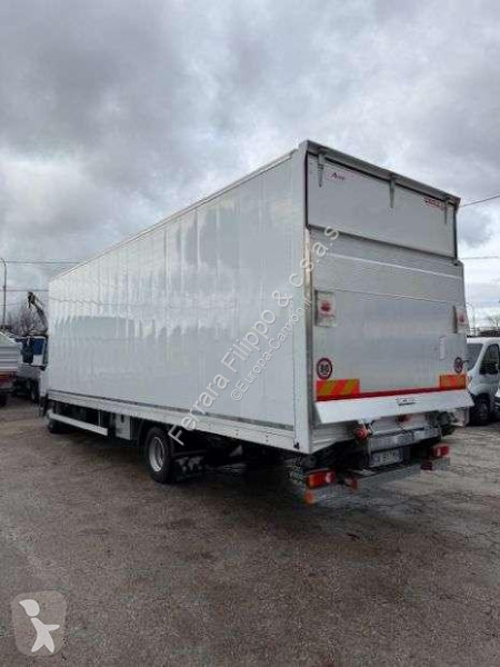 شاحنة DAF LF230