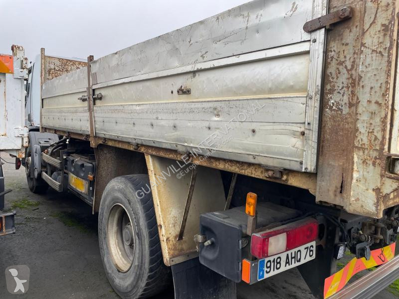 شاحنة Renault 320.19 DXI