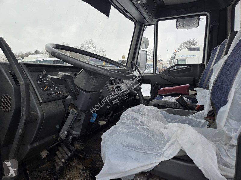شاحنة Iveco 130E15