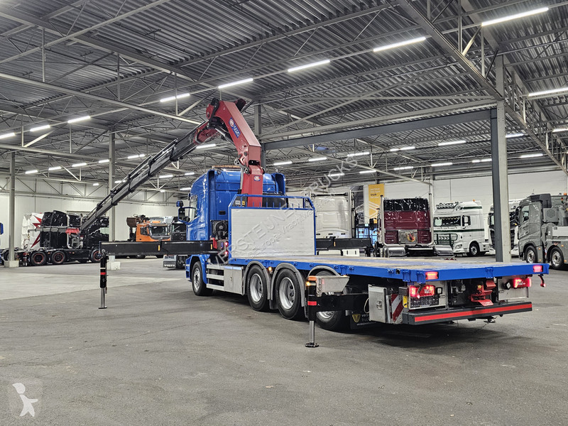 شاحنة Scania 490 8x4*4 / HMF 5020 + JIB