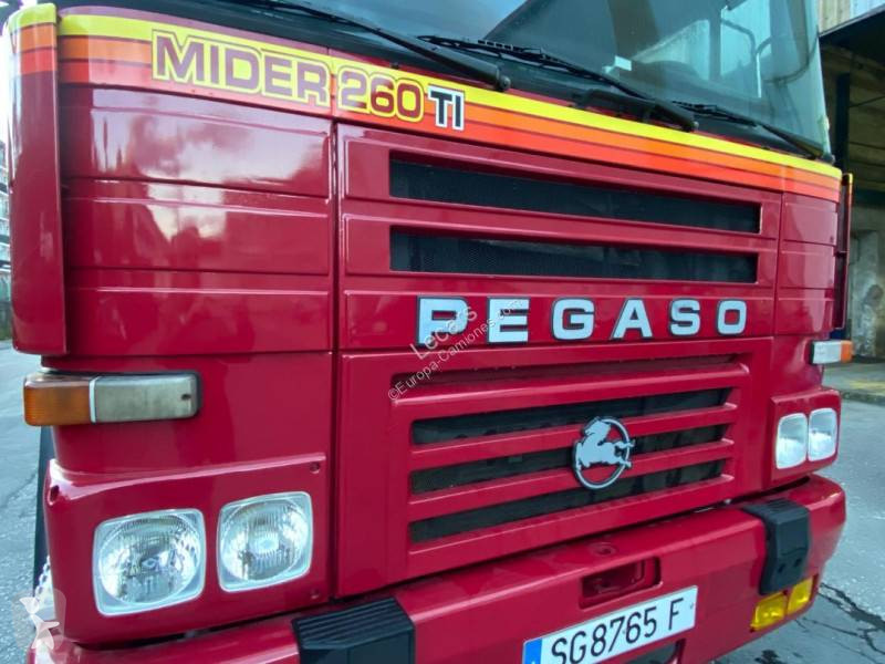 شاحنة Pegaso