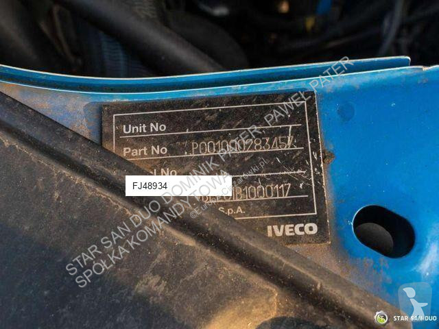 شاحنة Iveco DAILY 55S18DW 4x4 Doka