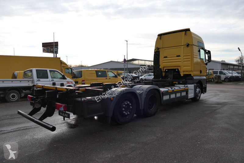 شاحنة MAN TGX 26.420 6x2 KLIMA AHK Lenkachse