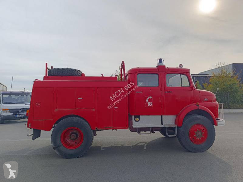 Mercedes 911 truck
