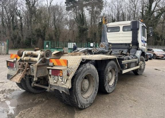 Camion MAN REMORQUANT SINT 27-343