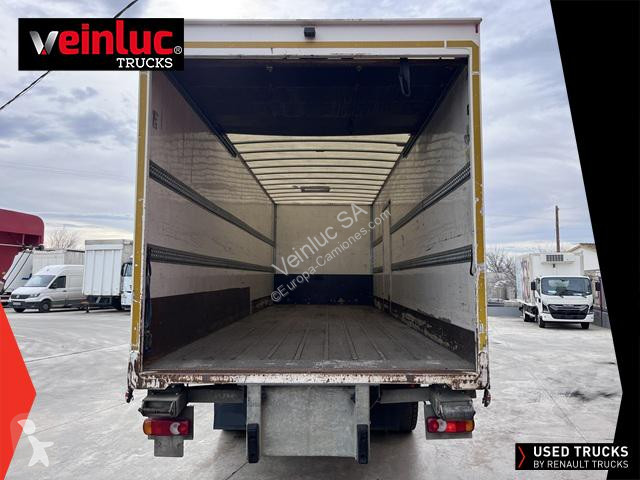 Camion Renault D Wide