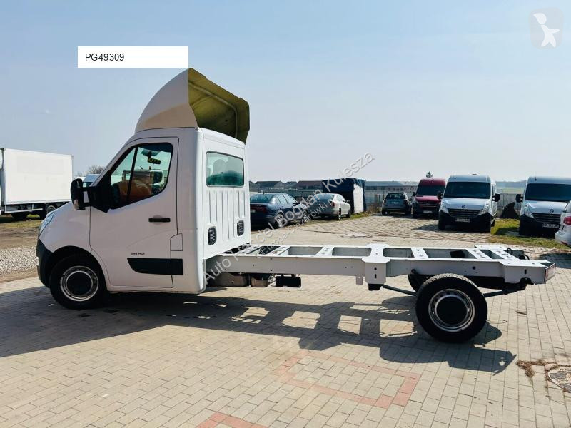 Лекотоварен автомобил Renault T35