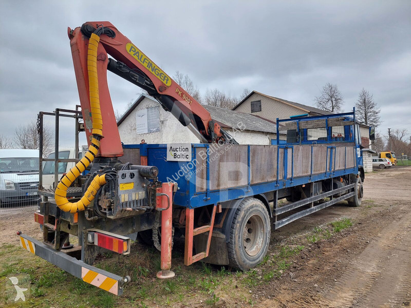 Lastbil Iveco 180E18
