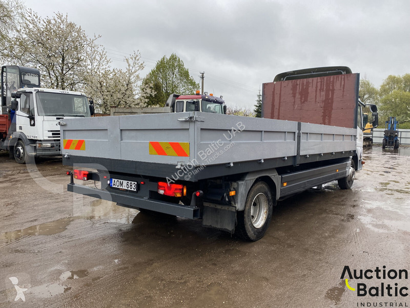 Camion Mercedes 815