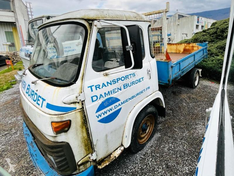 شاحنة Saviem  SG 2 Camion benne 3,5T